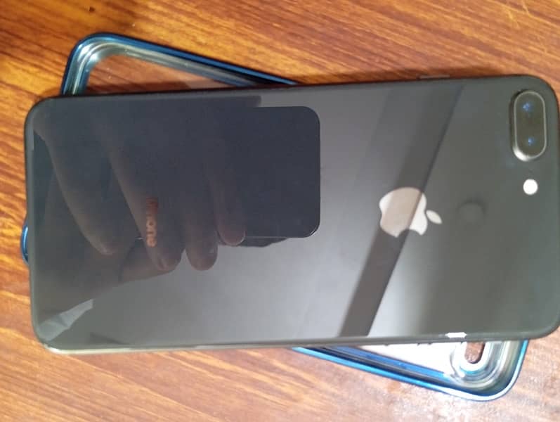 iphone 8 plus non pta waterpack 10/10 condition 6