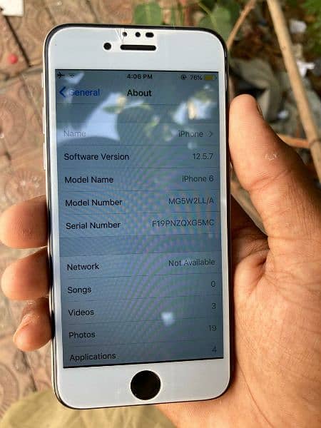 iphone 6 16 gb.   exchange possible 6