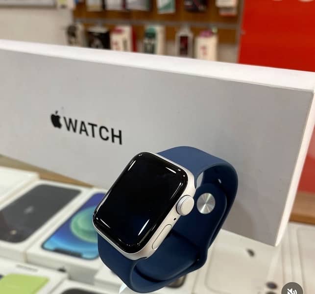 apple watch se 44mm gps 4