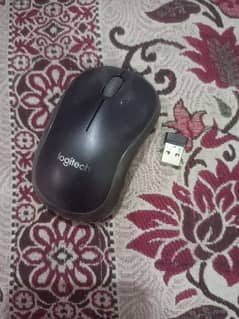 Logitech wireless Mouse