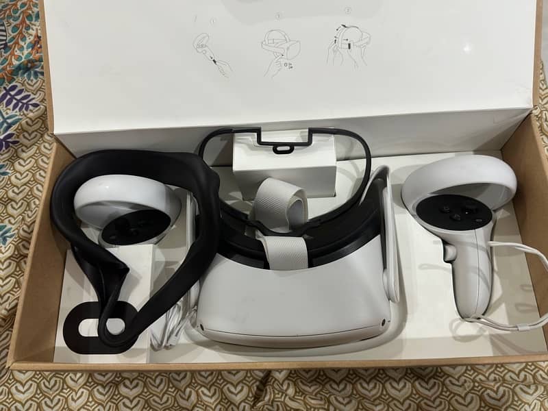 Quest 2 VR in perfect condition 1