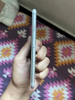 iPhone 6s For parts and can be used if repaired