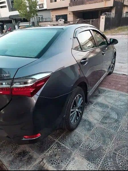 Toyota Corolla Altis 2019 In Immaculate Original Condition 3