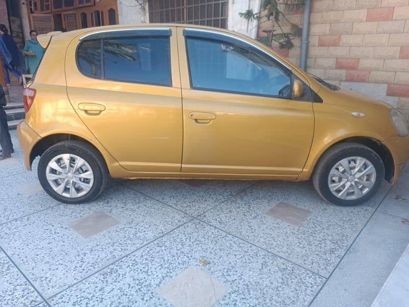 Toyota Vitz 1999 8