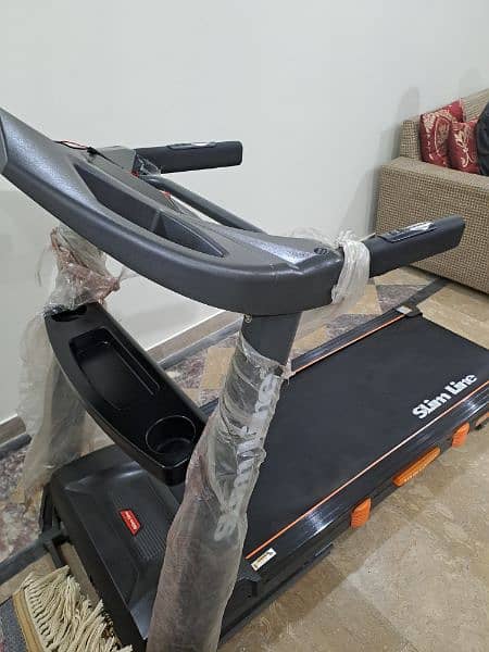 SLIM LINE TREADMILL MACHINE 03344420707 3