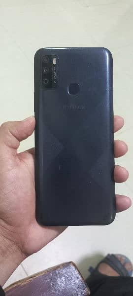 selling infinix hot 9play 1