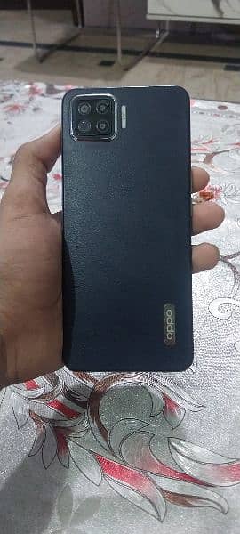 Oppo F17 0