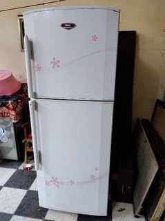 Haier fridge for sale in good condition see in pics 0