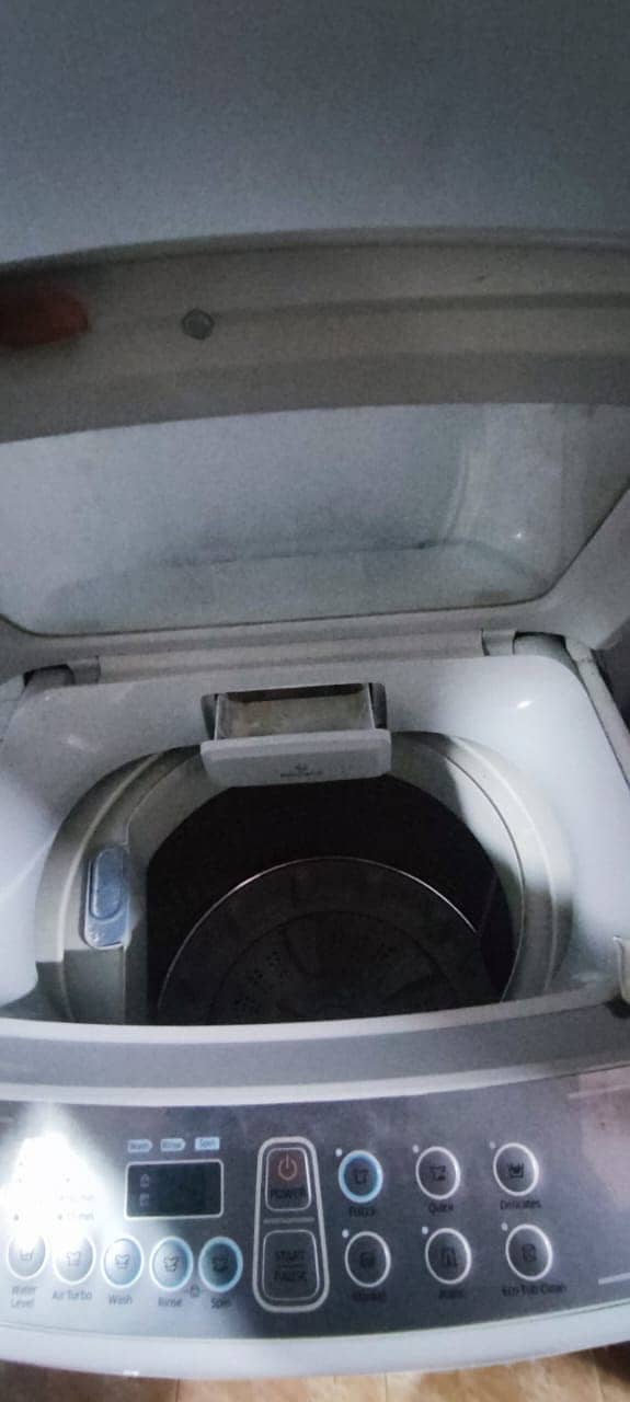 Samsung automatic washing machine WA 70H4000SG 5