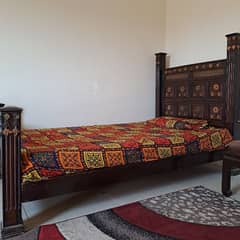 Chinyote Single Bed with Mattress