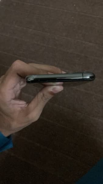 iPhone 11pro 512GB Non Pta 6