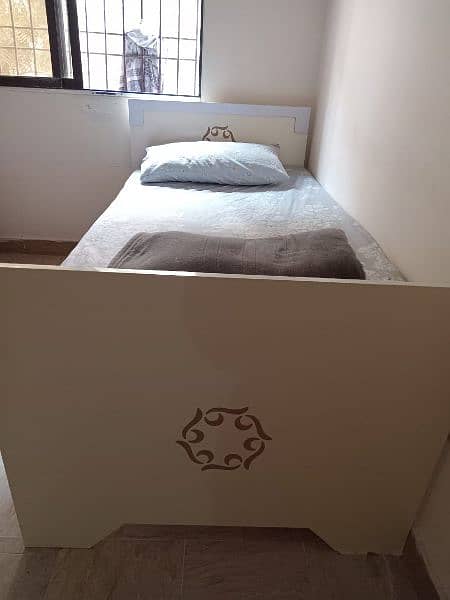 2 Single Bed with Mattress 1