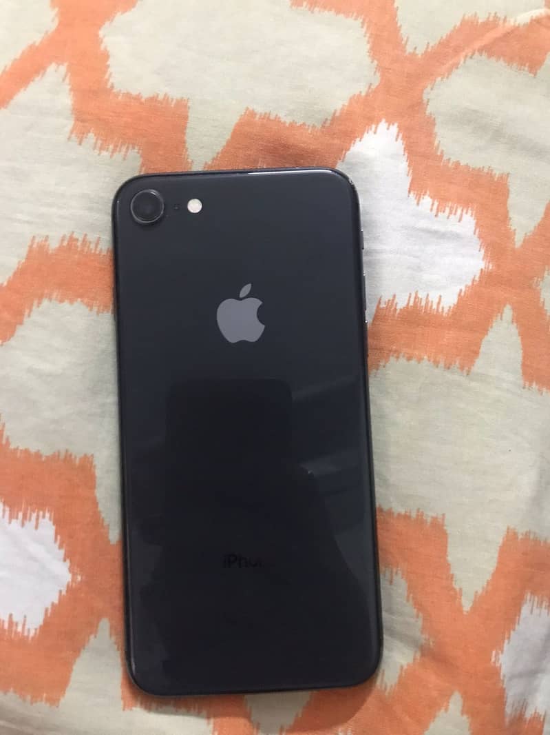 IPHONE 8 (BLACK COLOR 64 GB PTA APPROVED) 1