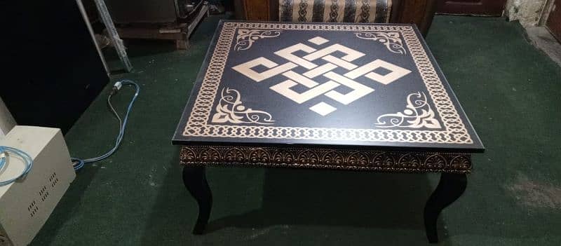 center table all Pakistan dlvre available 7