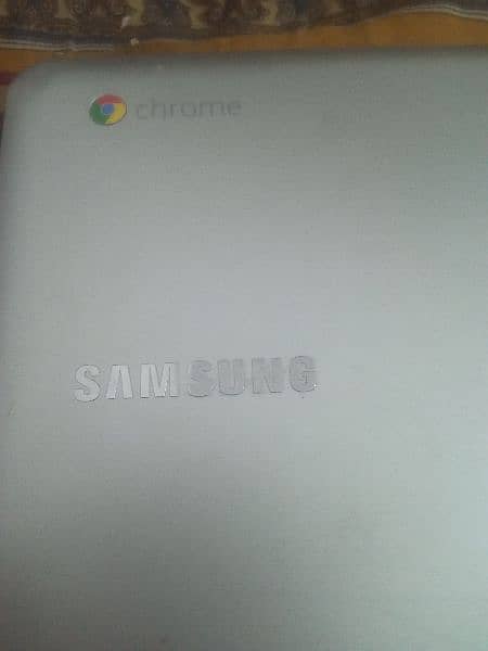 samsung chormebook 2 GB RAM 16 GB ROM with charger 1