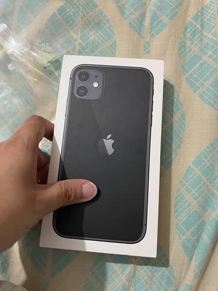 Iphone 11 128 GB PTA approved with box 4