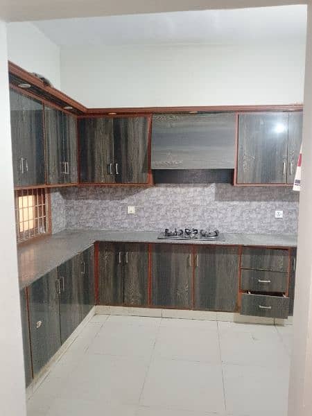 4 bed d d portion for rent in gulitan-e-johar 0