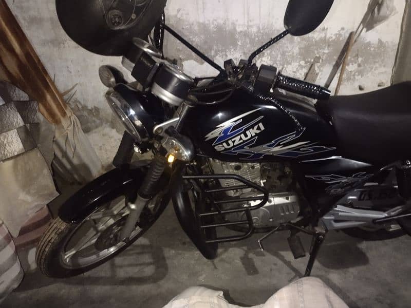 Suzuki 150 SE For Sale 3