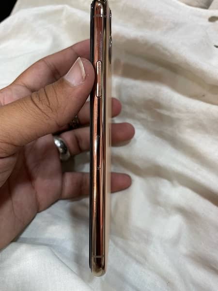 iphone 11pro 64gb 3