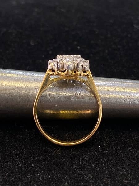 gold ring with diamonds 5