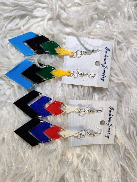 Brand New Women earrings 2