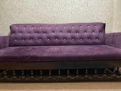 5 seater velvet sofa, Purple in colour