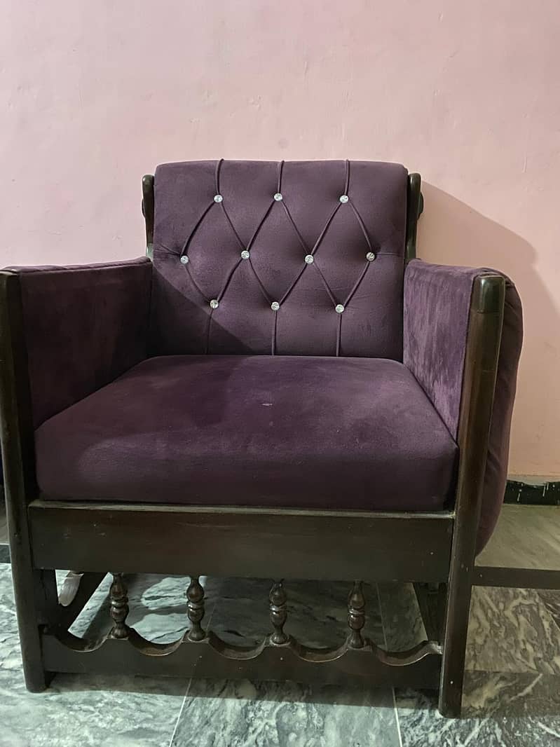 5 seater velvet sofa, Purple in colour 3