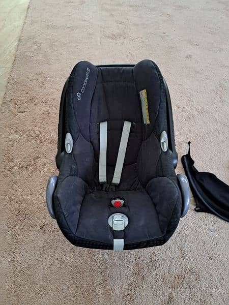 Carry Cot or Car seat 2