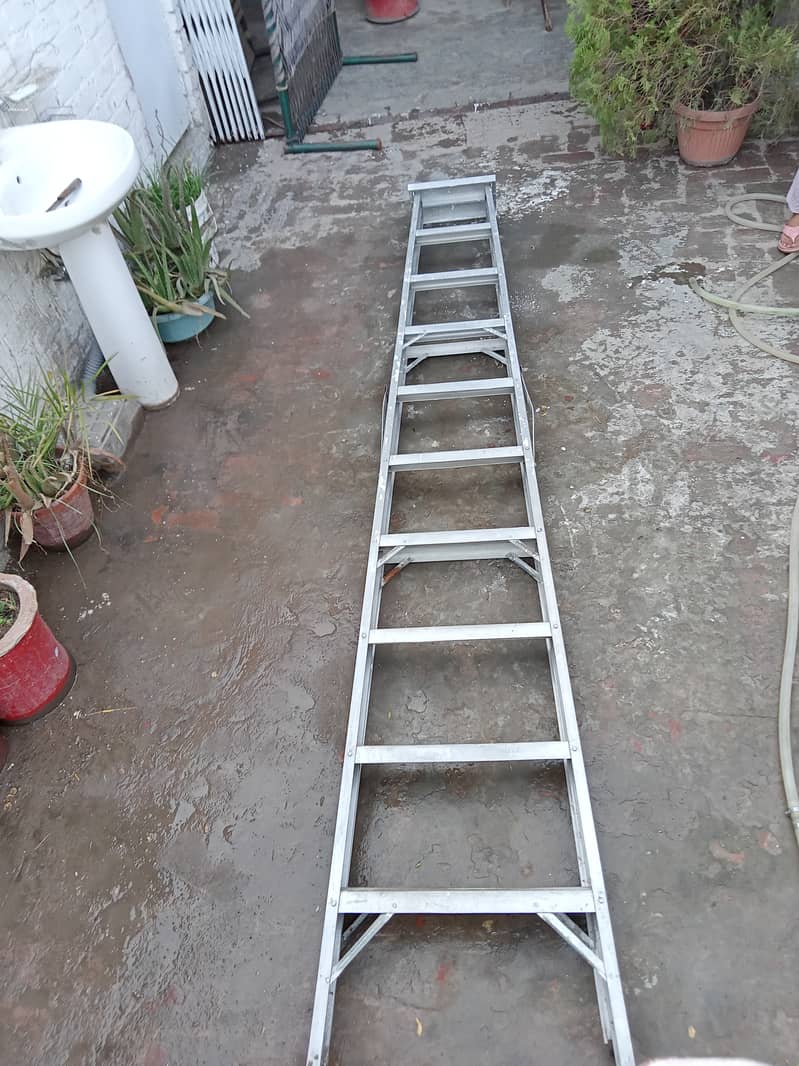 Aluminum Ladder (سیڑھی) 10ft. 2