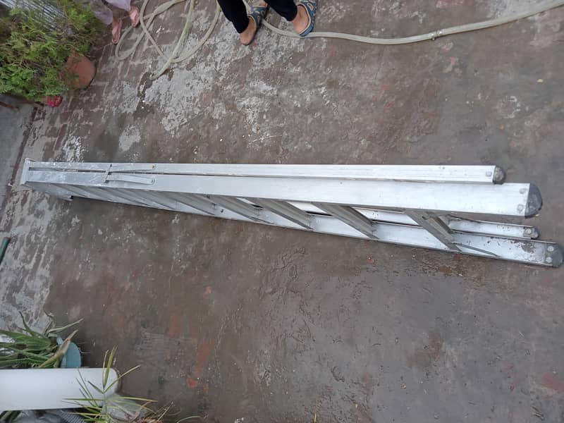 Aluminum Ladder (سیڑھی) 10ft. 3