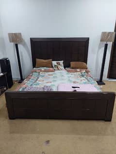 Double Bed With Mirror and Metters 0