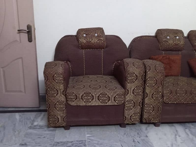 Sofa Set 3 seater, 2 seater and 1 seater 4