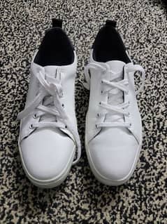 White sneakers for men 0