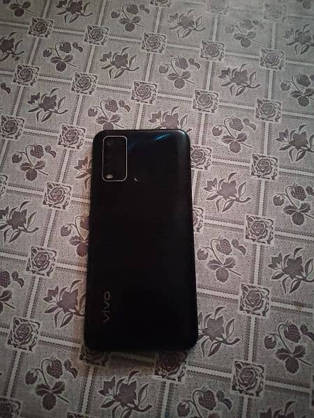 vivo y30 4