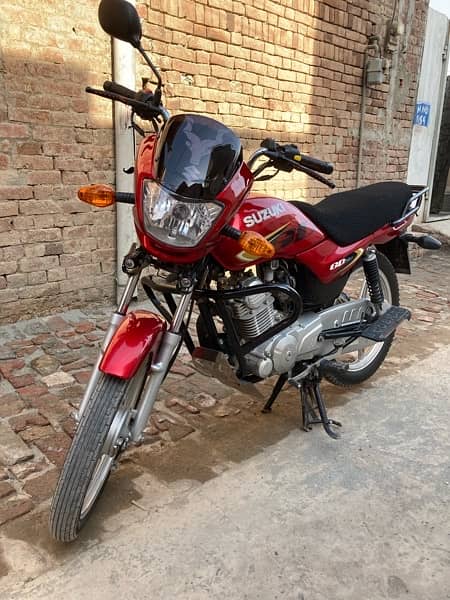 Suzuki 110 Bike 10/10 condition Available 03061644013 1