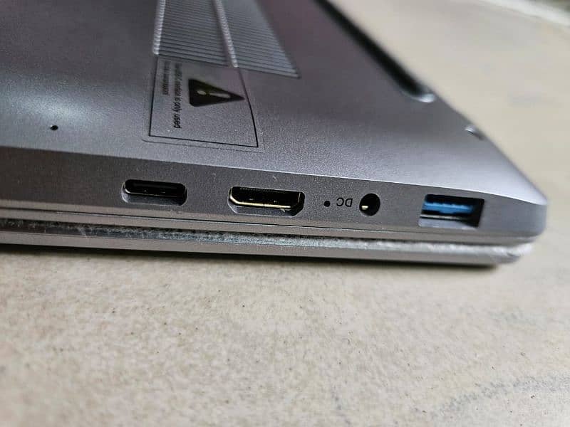Compaq 15.6 inch laptop 12 GB Ram 6