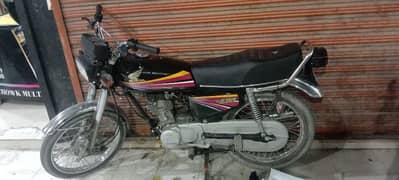 brand new 125  2015  model urgent for sale