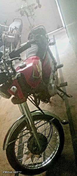 Honda CG125 LIKE NEW 3