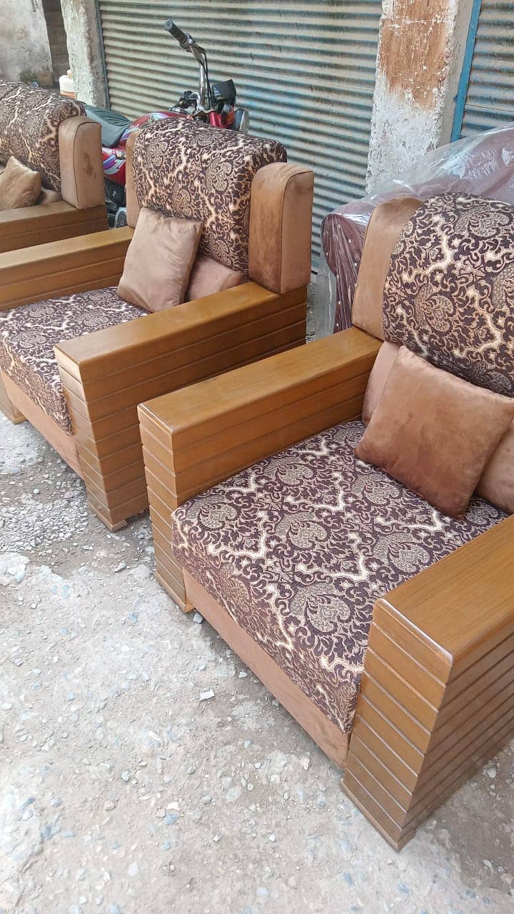 Furniture Set for Urgent sale on Discount Prices 1