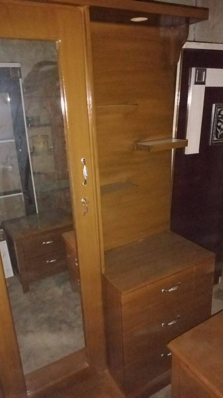 Furniture Set for Urgent sale on Discount Prices 7