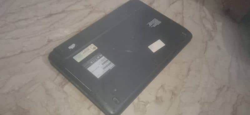 TOSHIBA SATELLITE AMD WITH GRAPHICS CARD 3