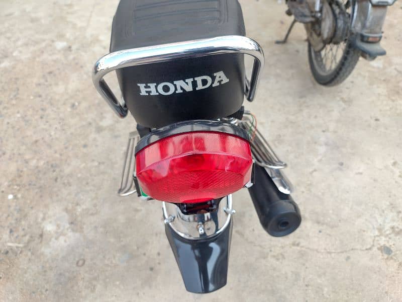 Honda CG-125 4