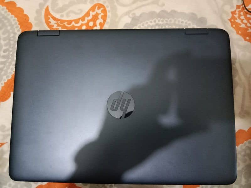 HP LAPTOP 4