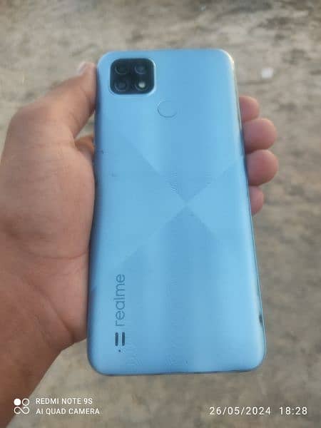 realme C21  Memory 4/64 condition 8/10 
Box and Charger available 1