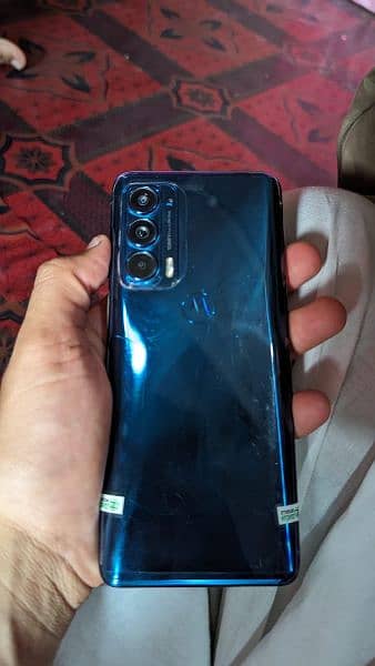 moto egde 2021 6 gb 256 gb 10.9 condition 2