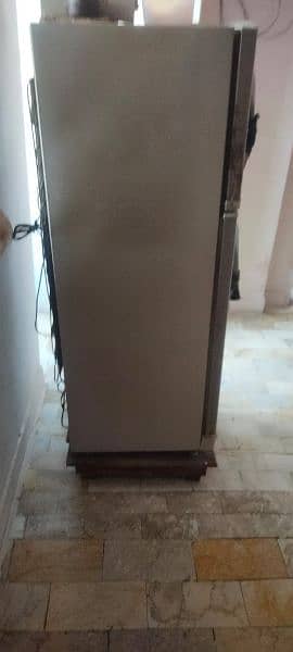 Used Refrigerator 2 door for sale 3