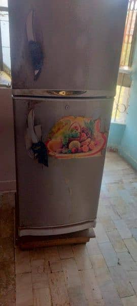 Used Refrigerator 2 door for sale 4