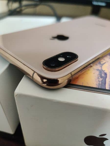 iPhone XS Max 256GB With Box 2