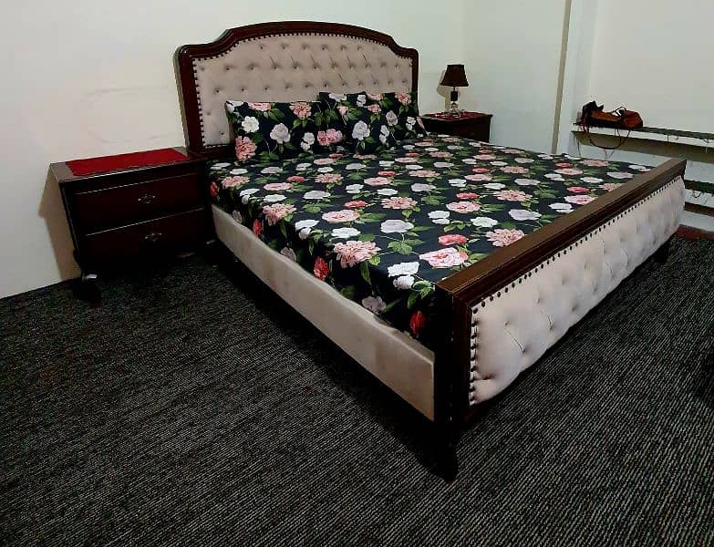 King Size Pure Wooden Bed Set 2
