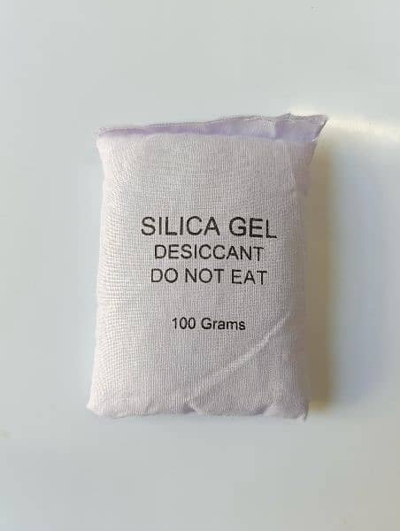 Silica Gel moisture absorber 9